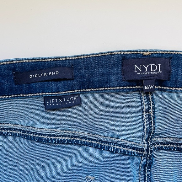 NYDJ Medium Wash High Rise Cuffed Cropped Girlfriend Jeans Size 16W - Picture 11 of 13